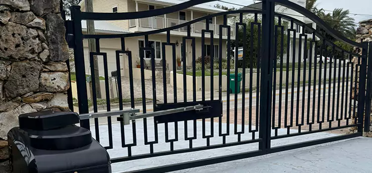 Swing Gate Opener with Keypad Randolph